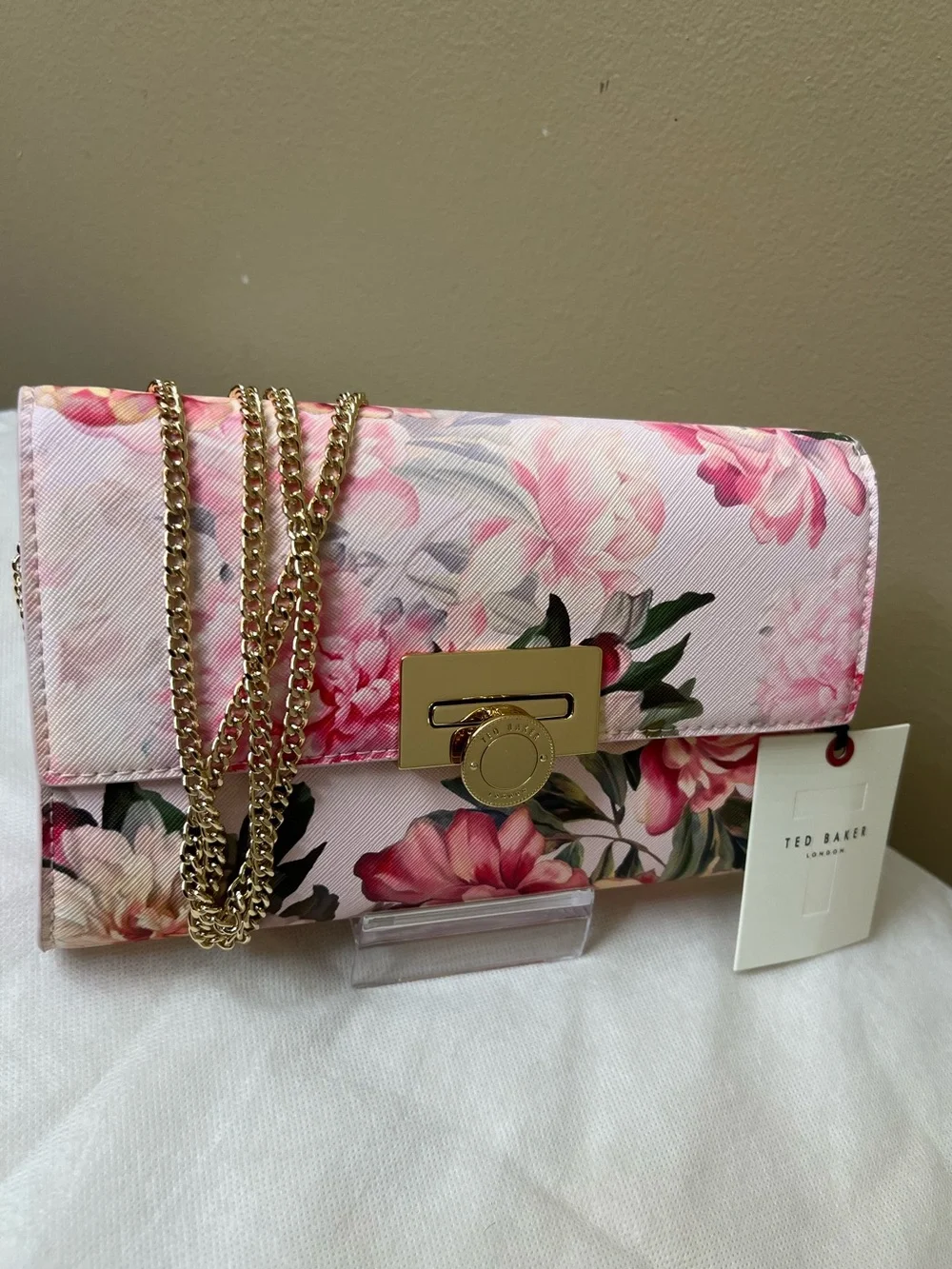 Ted Baker 3 Compartment Floral Crossbody NWT - Picture 3 of 9
